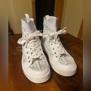 Guess Manney Logo Knit Hi Top Lace-up Sneaker Trainers White Size 8M